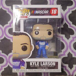 funky pop Nascar / Kyle larson